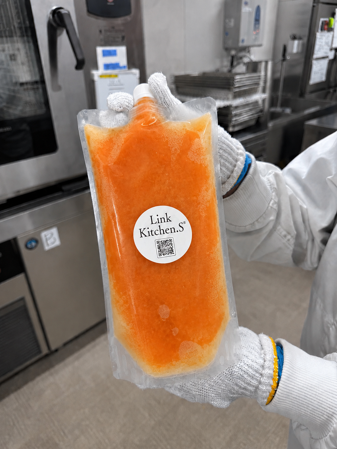 🥕にんじんコールドプレス生搾り原液、好評発売中✨